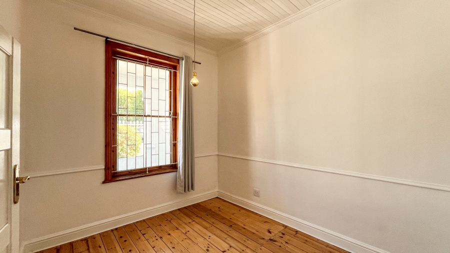 To Let 3 Bedroom Property for Rent in Wynberg Western Cape